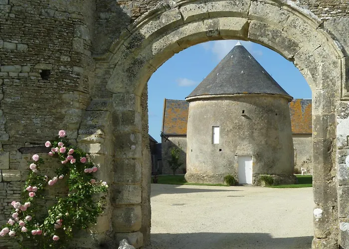 Manoir De L'hermerel Bed & Breakfast